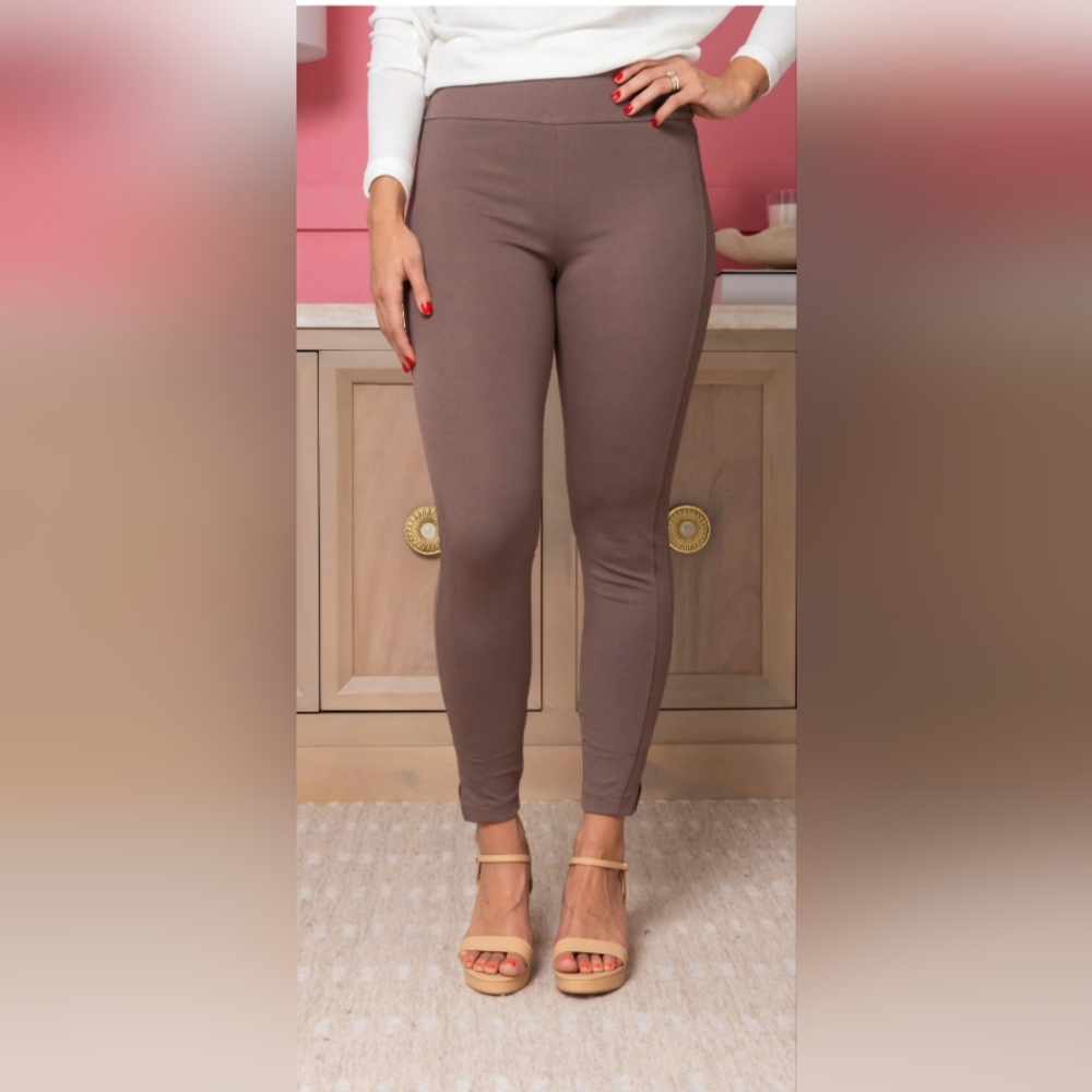 (104) DEAR SCARLETT MAGIC PANTS Women's Brown Leggings